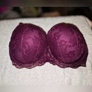 Lace Strapless Bra in Rich Purple